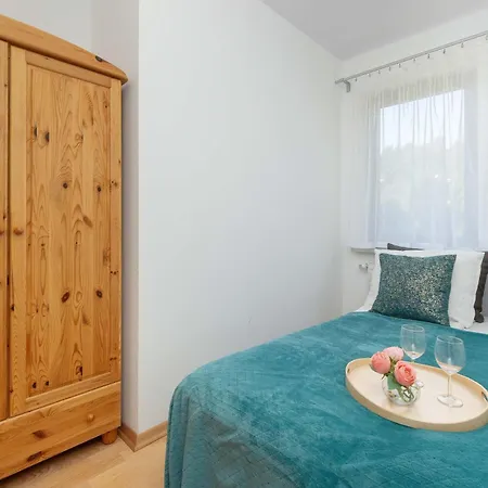 Amber House With A Garden And Terrace In By Renters